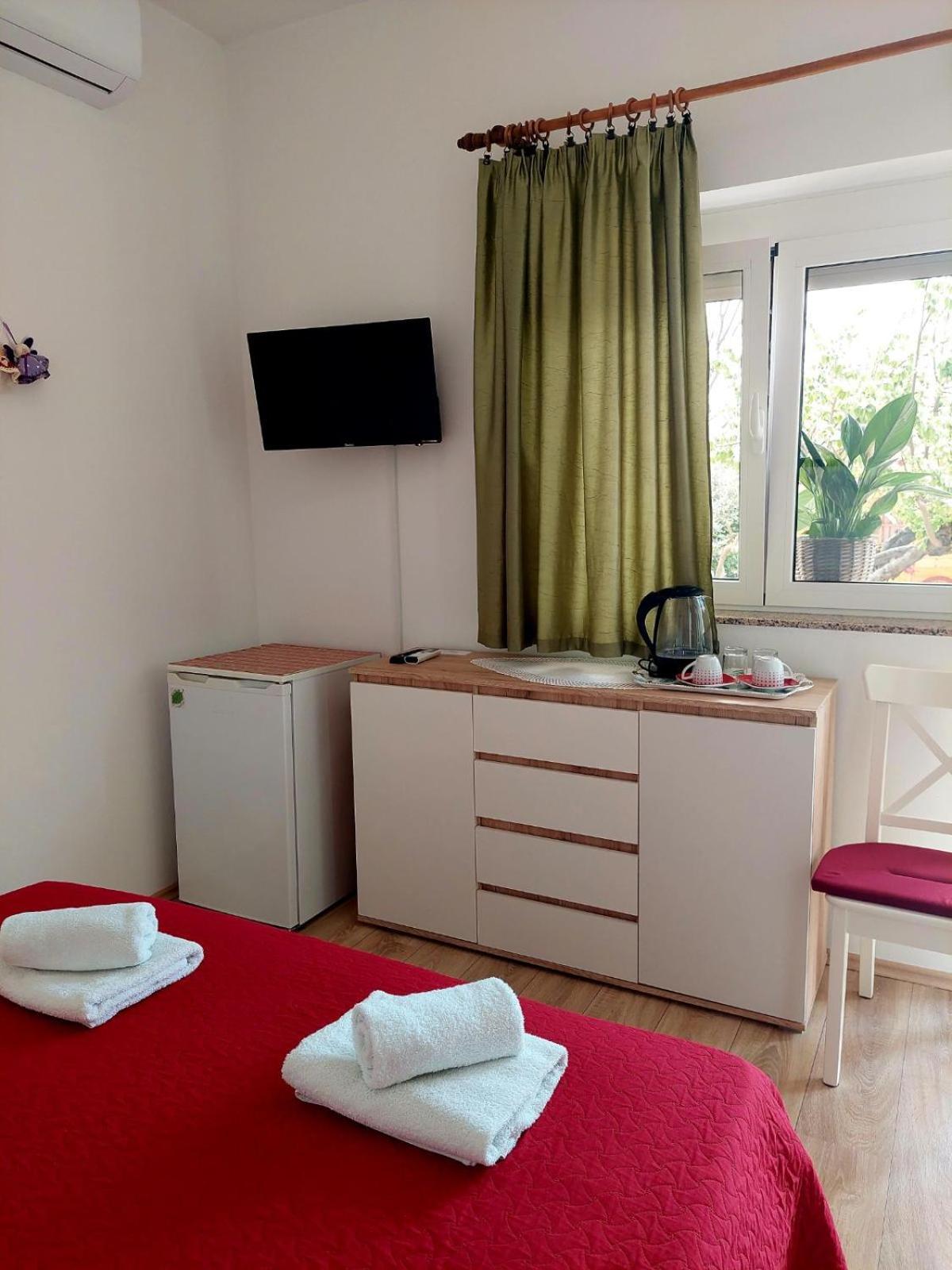 Rooms Hodanic Krk Town Rom bilde